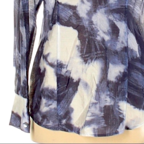 W by Worth sz P (XS/S) top blue & white tie dye long sleeve cold shoulder blouse - Picture 13 of 16